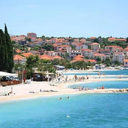 Appartement With Heated Pool And Sea View *